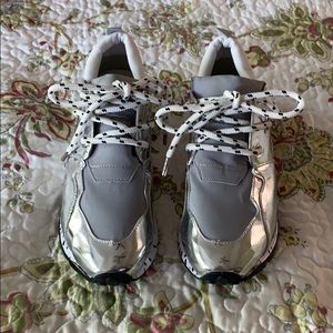 Steve Madden tennis shoes